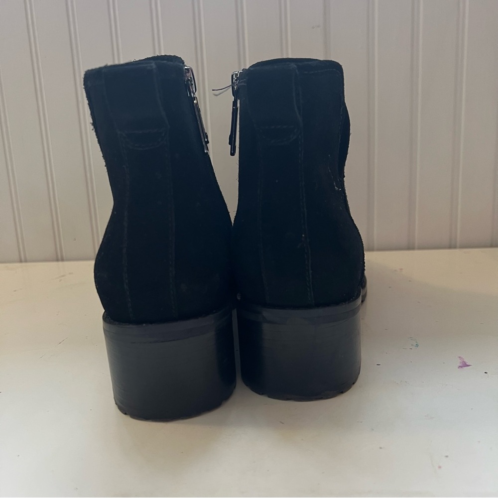 BLONDO Suede Booties - Picture 9 of 16